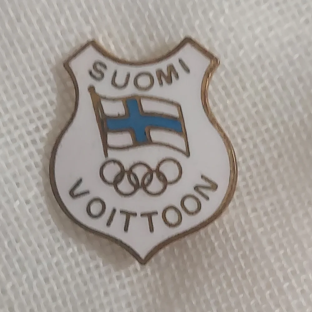 Antique Finnish Suomi Finland Voittoon Pin Flag Collectors Olympic Ring Pin
